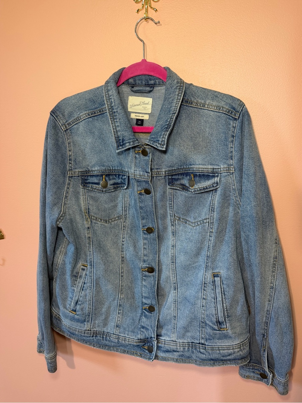 Universal Thread Light Blue Denim Jacket - Classic Women's Jean Jacket